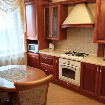 1-Комнатная Квартира Вип Уровня Посуточно В Ужгороде. Ул.И.Франка. Eksteriør bilde